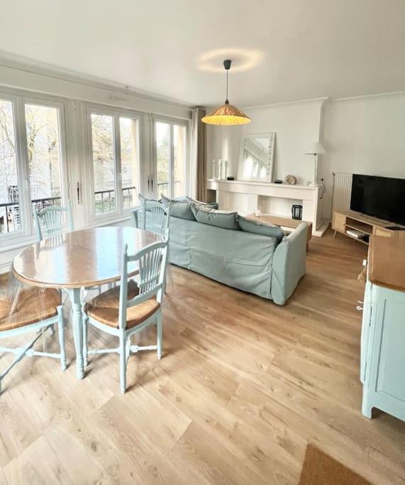 Le Plage De Notre-Dame - Appartement Au Coeur De La Vieille Ville บูโลญ-ซูร์-แมร์ ภายนอก รูปภาพ